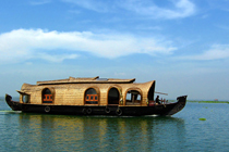 houseboat-on-the-kumarakom-backwaters-2c-karala-2cindia_1920x1200_69130