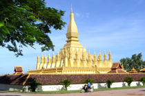 Wat-That-Luang5