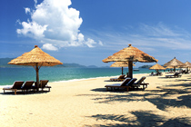 210px-Nha-Trang-5